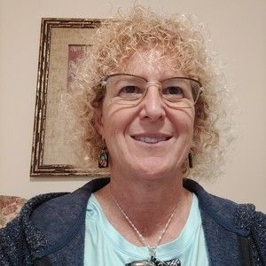 Meet your Posher, Jillian